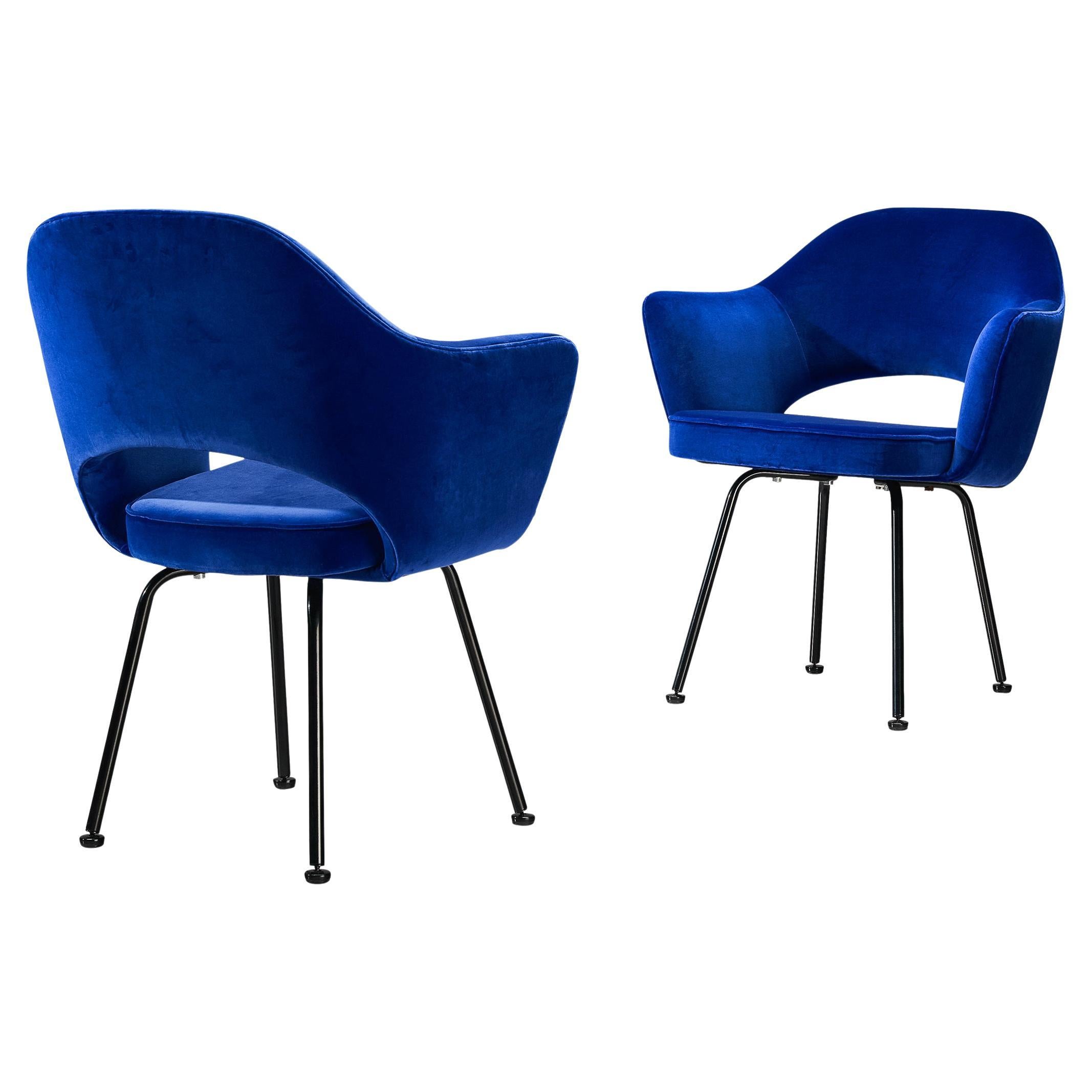 Eero Saarinen for Knoll Pair of Armchairs in Lapis Lazuli Velvet Upholstery