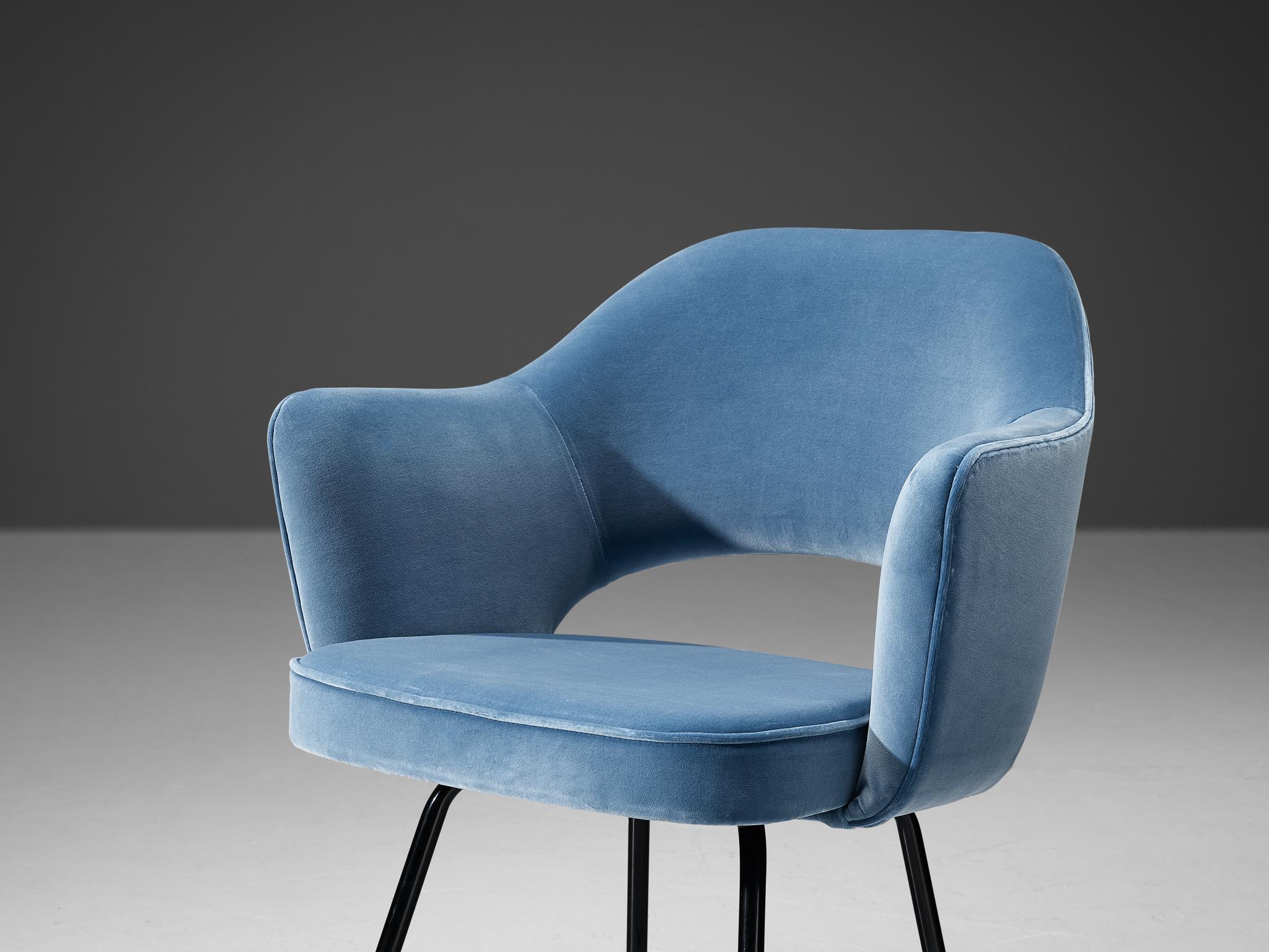 Metal Eero Saarinen for Knoll Pair of Armchairs in Sky Blue Velvet Upholstery