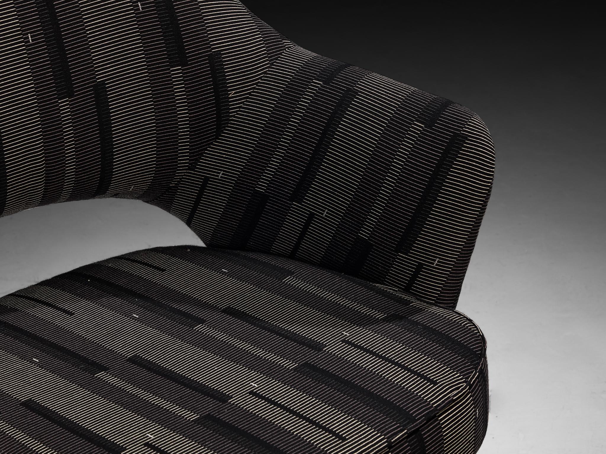 Eero Saarinen pour Knoll Paire de fauteuils 