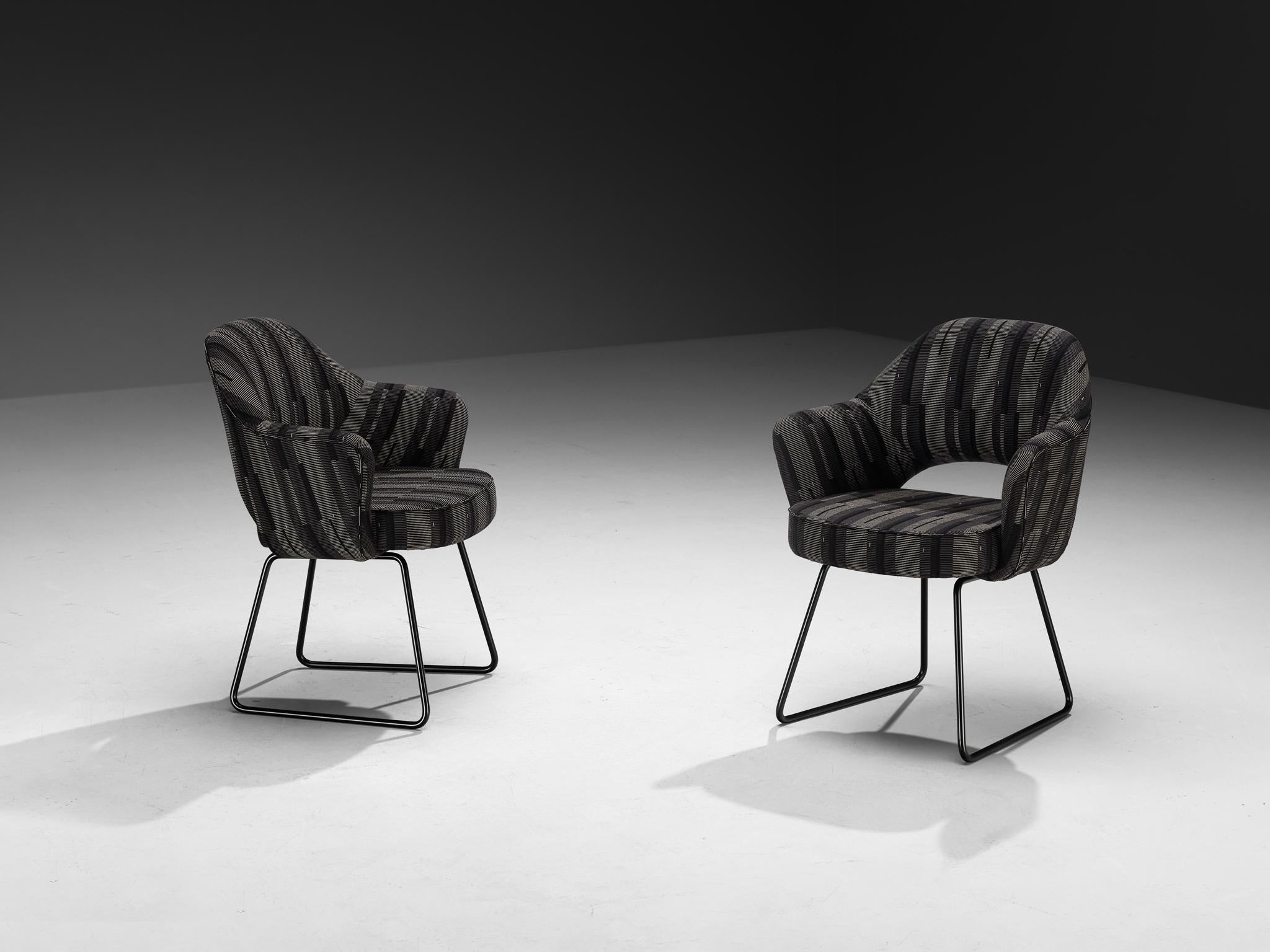 Eero Saarinen pour Knoll Paire de fauteuils 