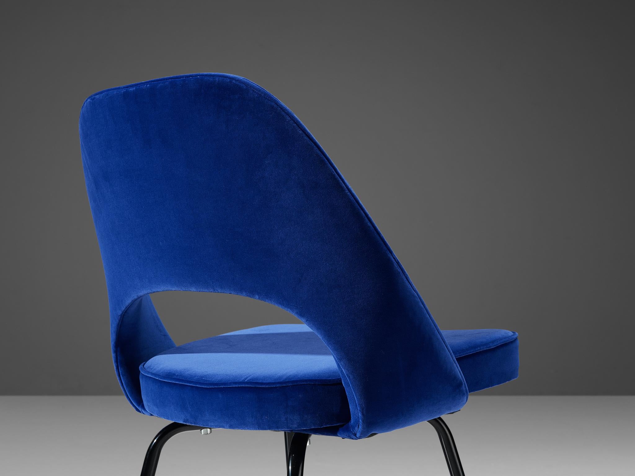Mid-Century Modern Eero Saarinen for Knoll Pair of Dining Chairs in Lapis Lazuli Velvet Upholstery