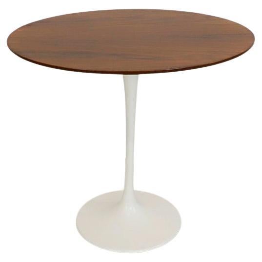 Eero Saarinen für Knoll Seltener Ovaler Tulpen-Beistelltisch