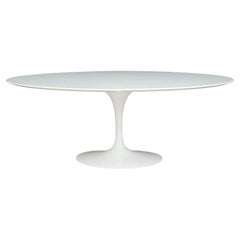 Eero Saarinen for Knoll Round "Tulip" Dining Table