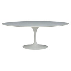 Eero Saarinen for Knoll Round "Tulip" Dining Table