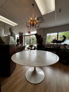 Eero Saarinen for Knoll Round Tulip Pedestal Marble Top Dining Table