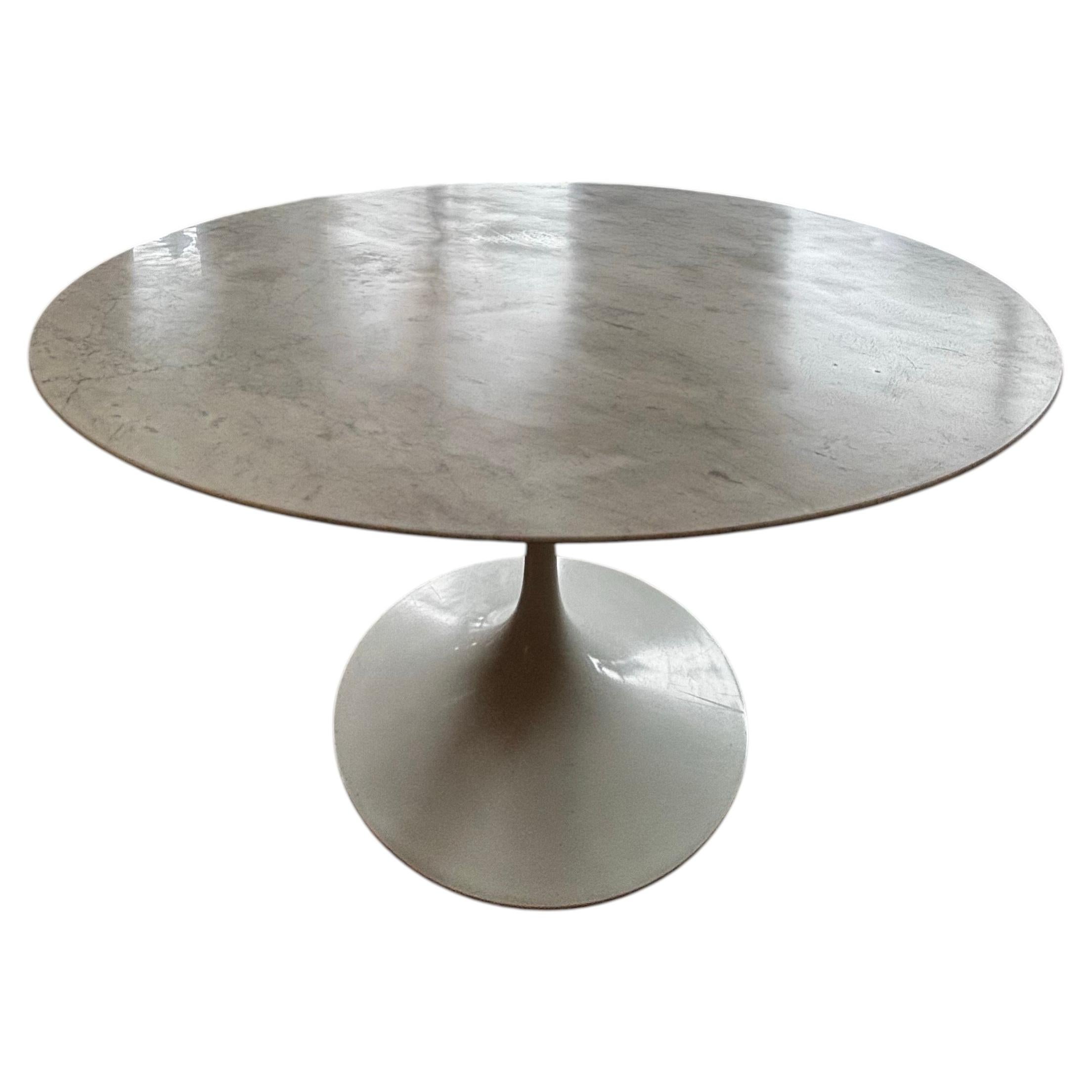 Pre-owned Knoll Eero Saarinen For Round Tulip Pedestal Marble Top Dining Table In Gray