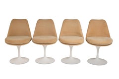 Eero Saarinen, for Knoll Set of 8 “Tulip” chairs. 1970s