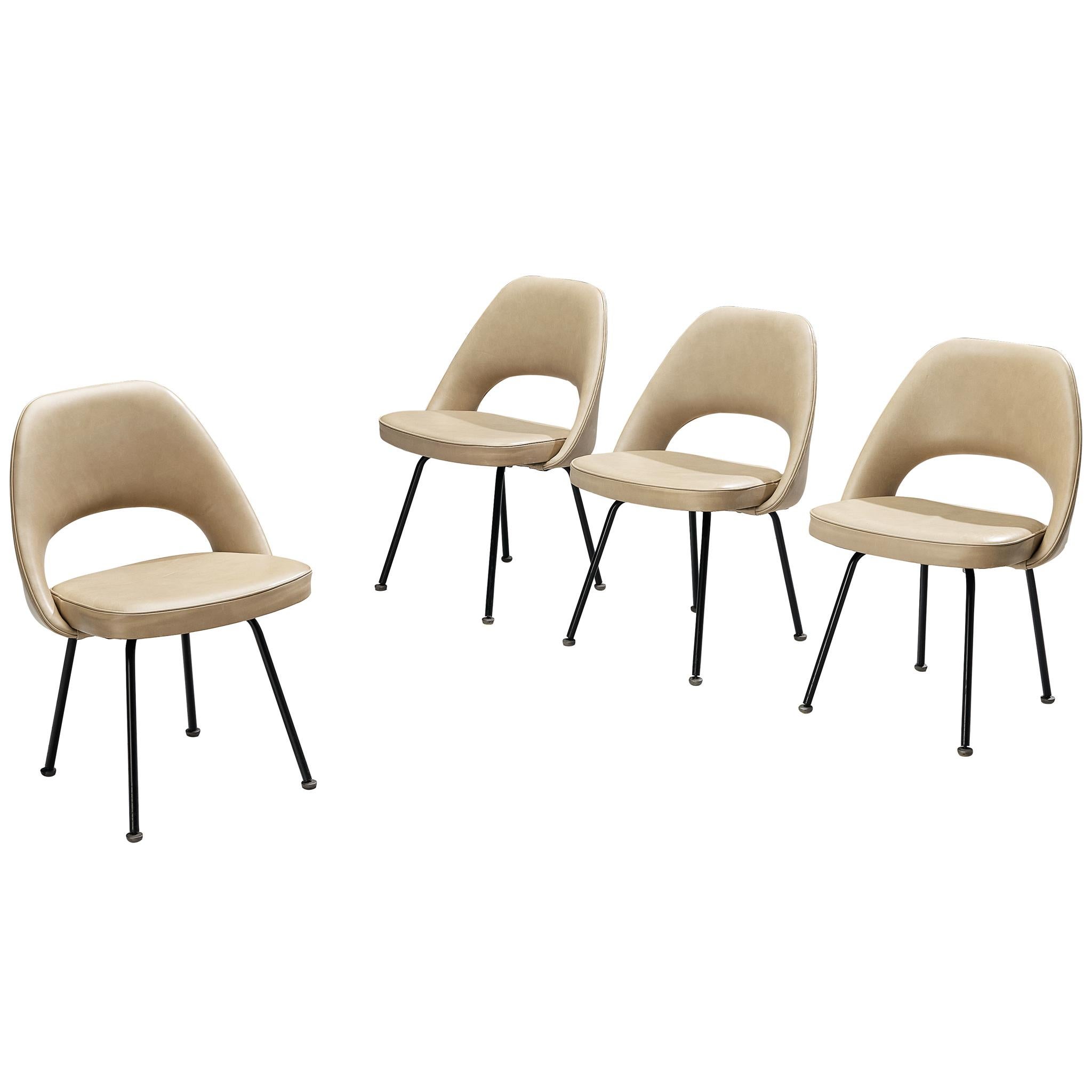 What material did Eero Saarinen use?