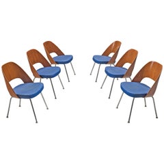 Eero Saarinen for Knoll Set of Six Dining Chairs