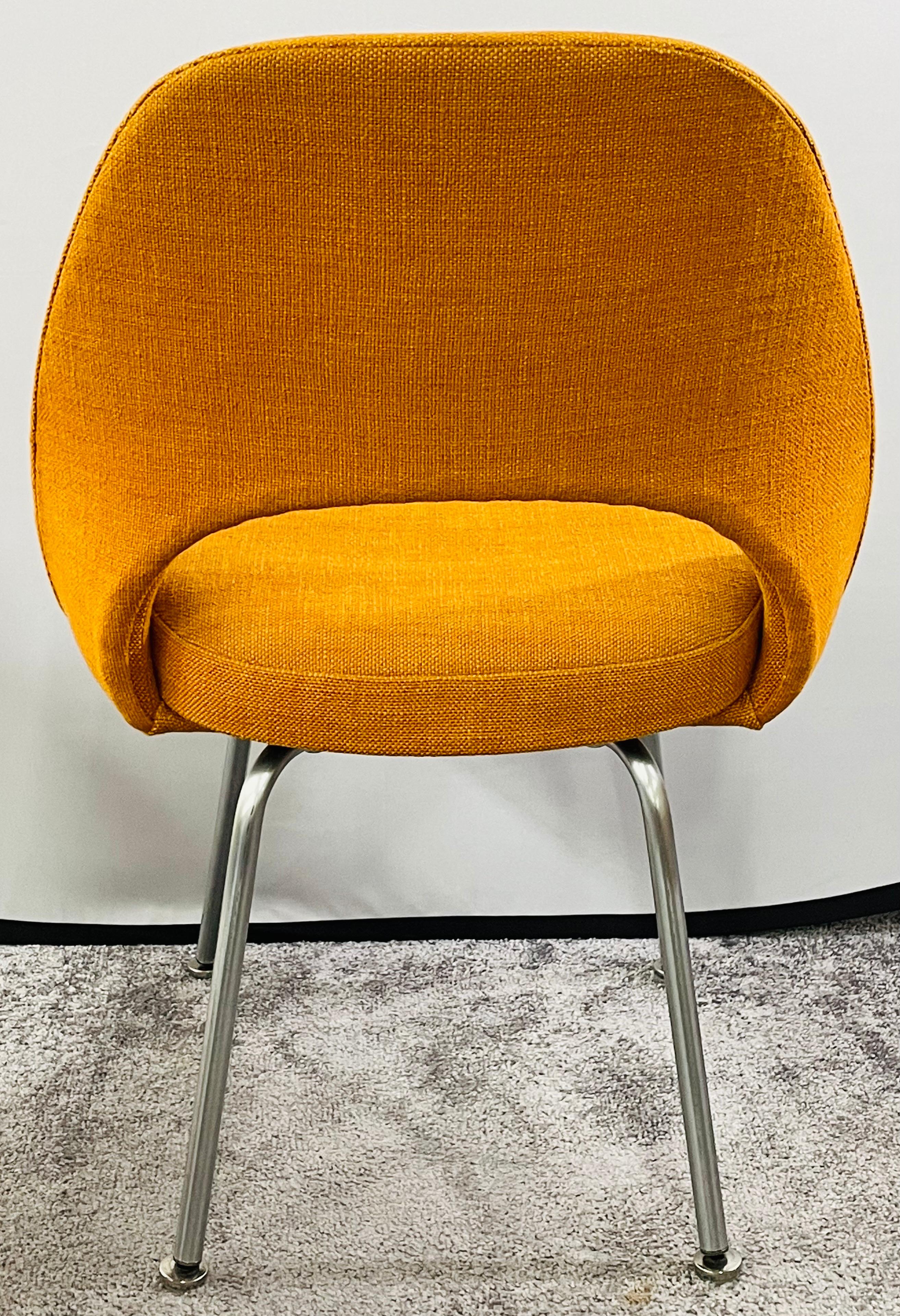 Eero Saarinen for Knoll Side Chair, a Pair 5