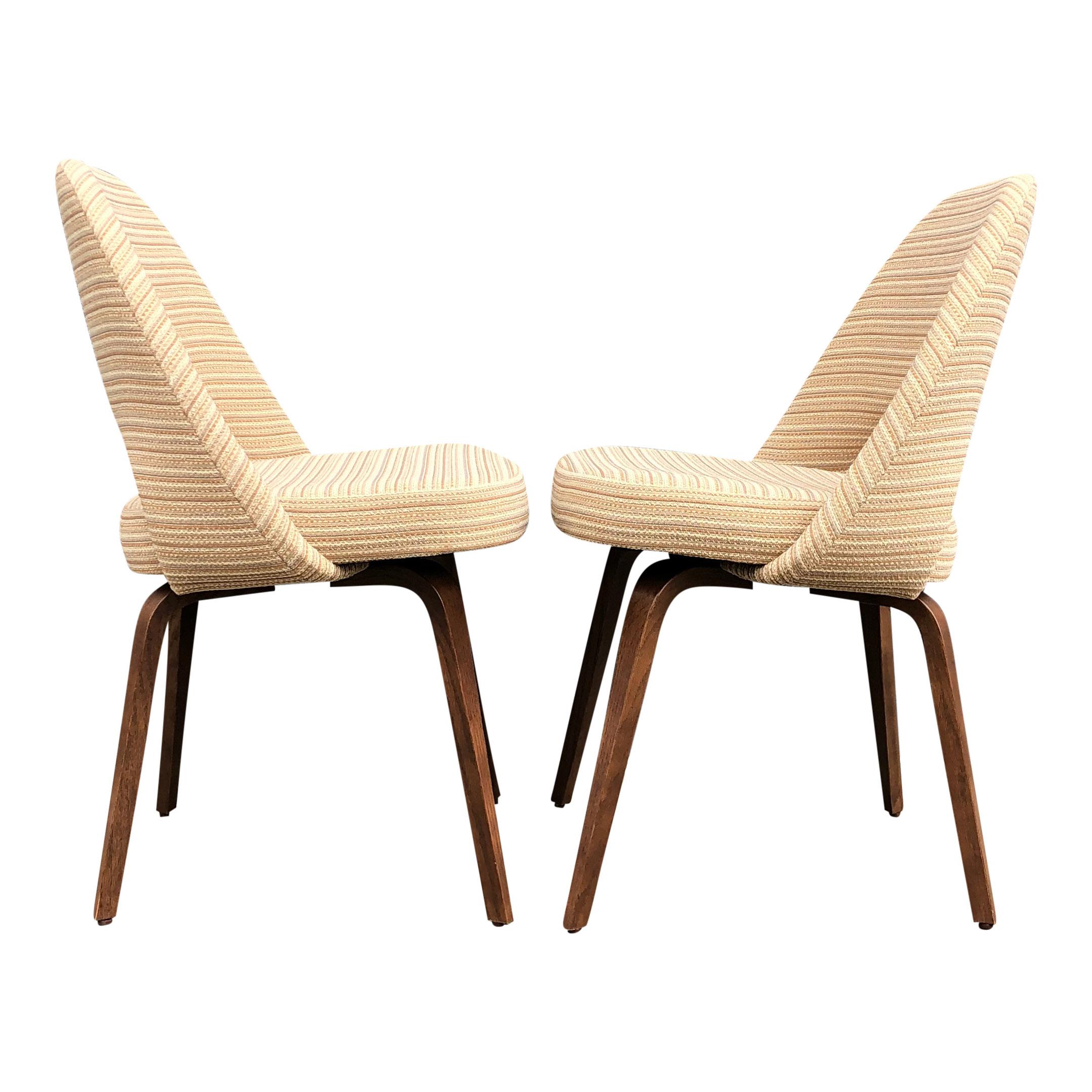 Mid-Century Modern Eero Saarinen for Knoll Side Chairs on Wooden Legs