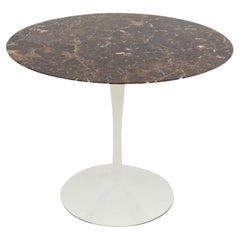 Eero Saarinen per Knoll Studio Tulip Tavolo da pranzo