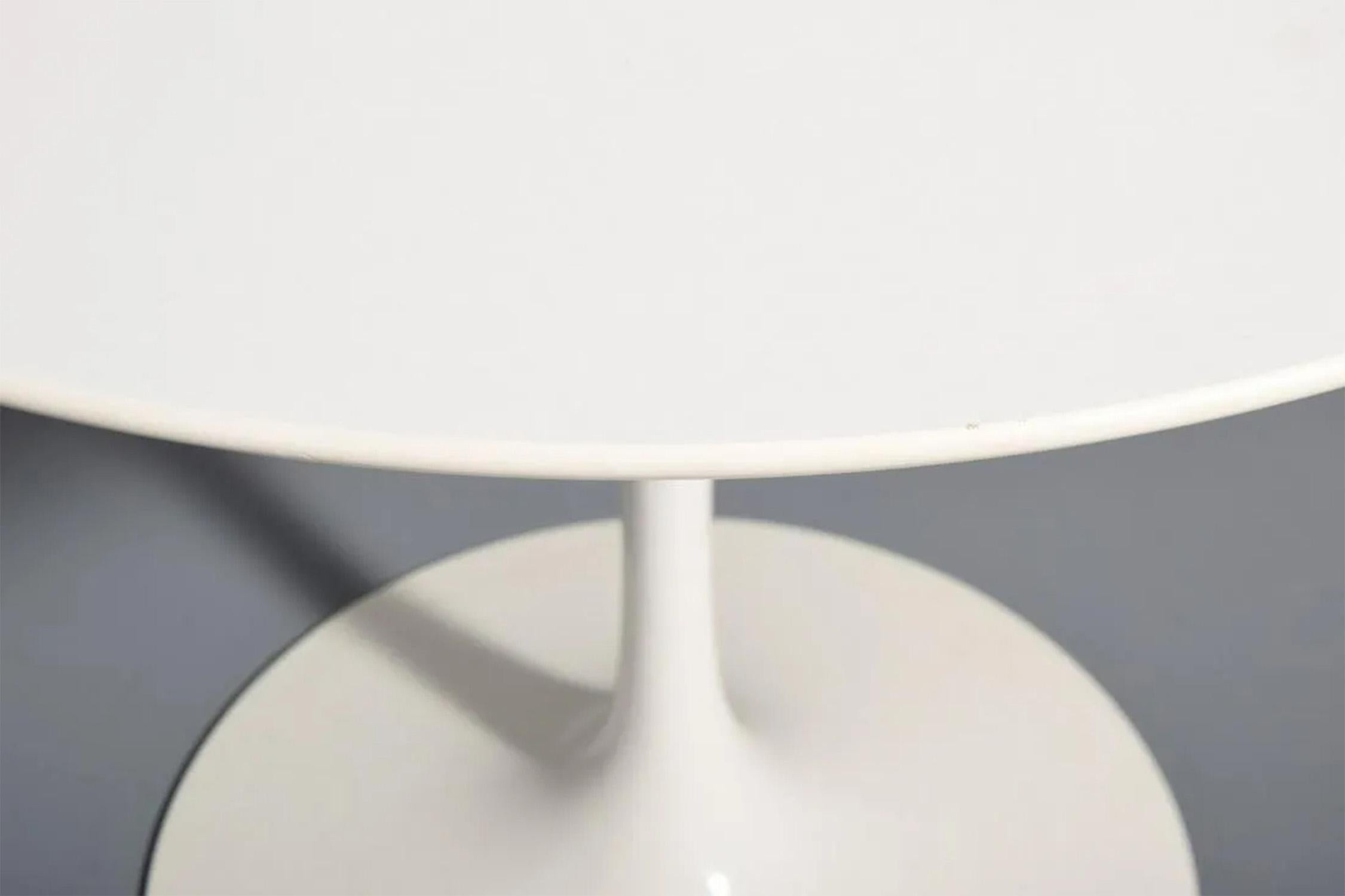 American Eero Saarinen for Knoll Studios MCM Tulip White Dining or Center Table, Signed 