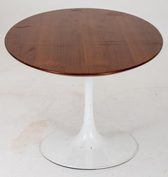 Eero Saarinen for Knoll Style Tulip Dining Table