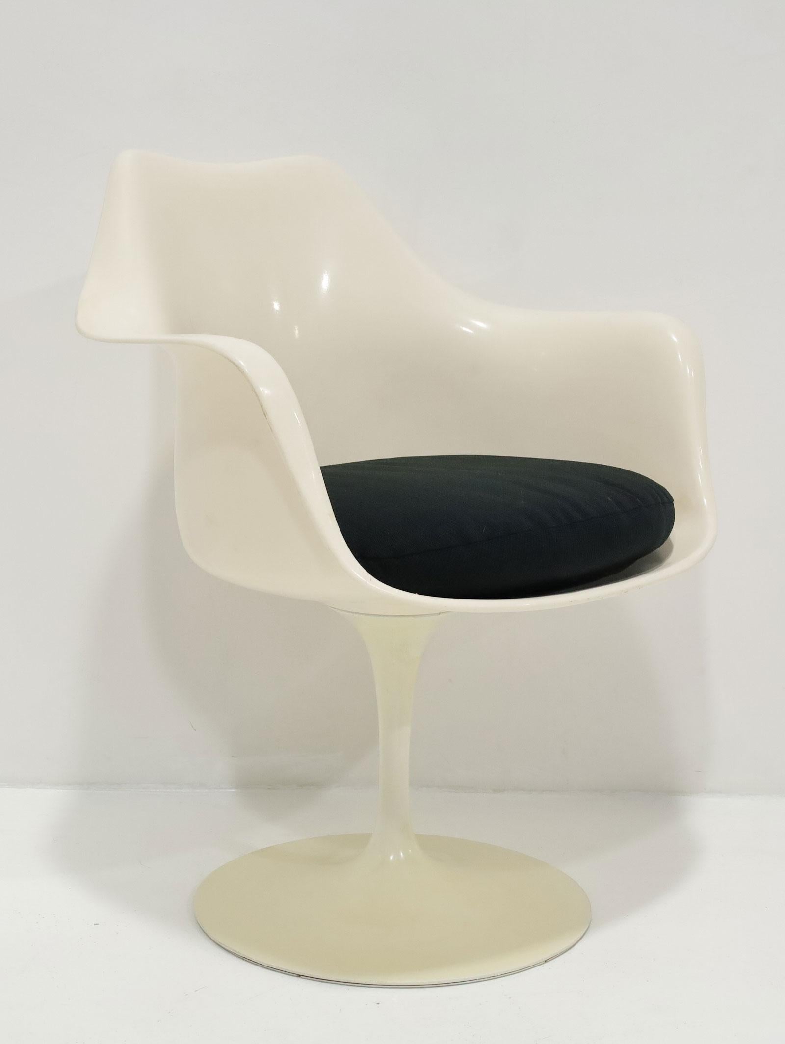 Tulpenstühle von Eero Saarinen für Knoll (Metall) im Angebot