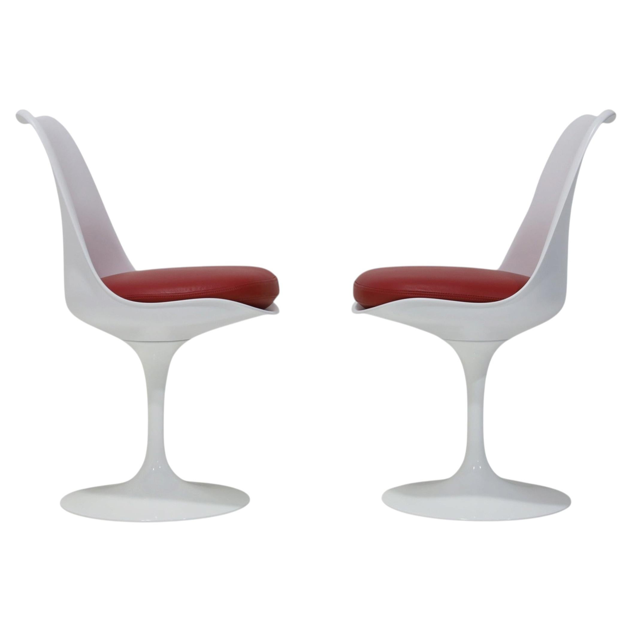 Juego de dos sillas Tulip de Eero Saarinen para Knoll