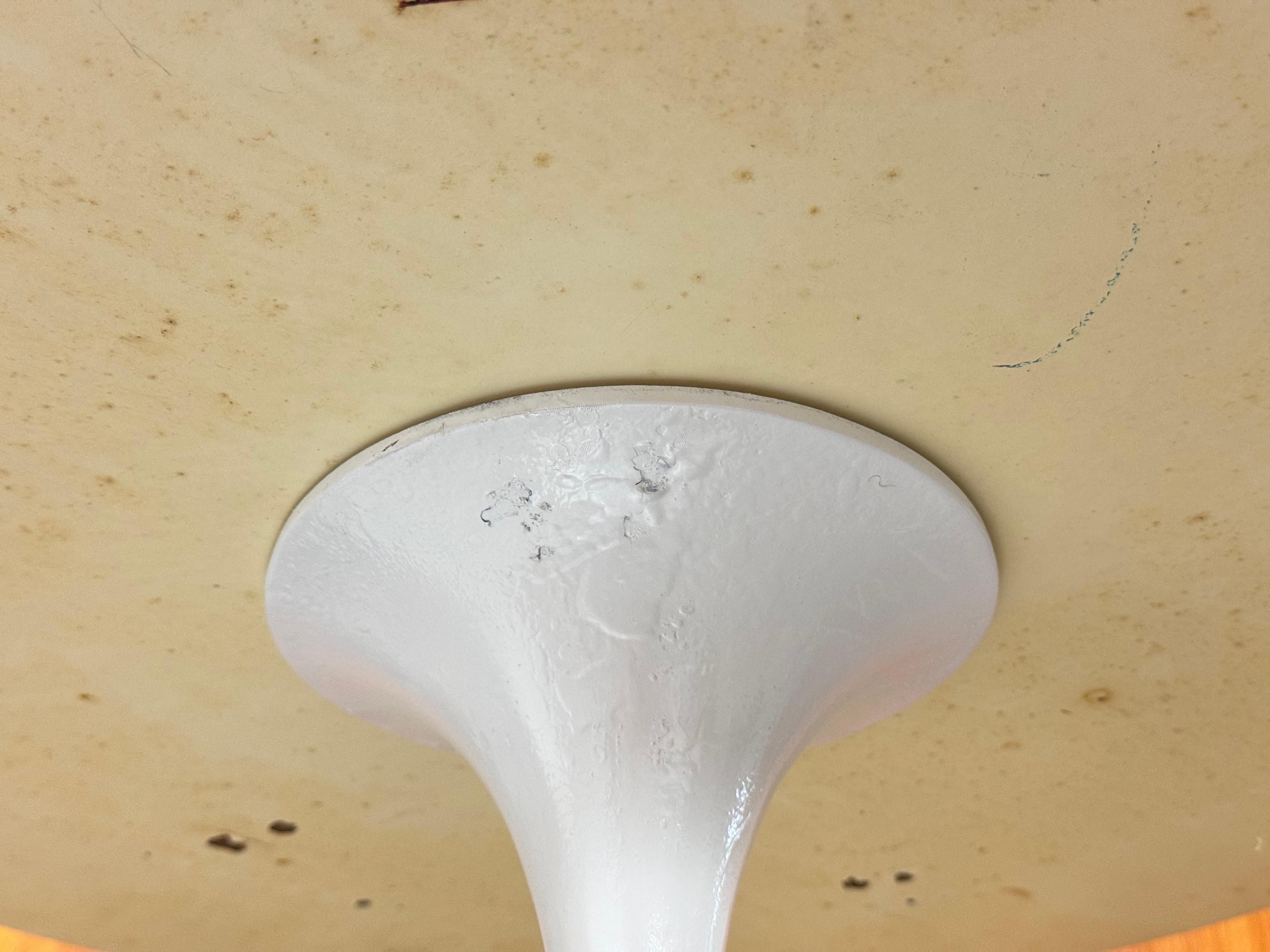 Table d'appoint Tulip d'Eero Saarinen pour Knoll en vente 5
