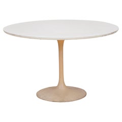 Eero Saarinen for Knoll Tulip Table, White