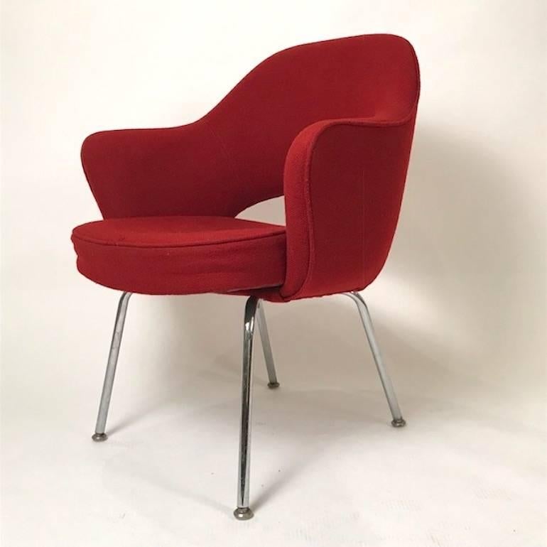 Mid-Century Modern Eero Saarinen for Knoll Upholstered Executive Armchair in Red