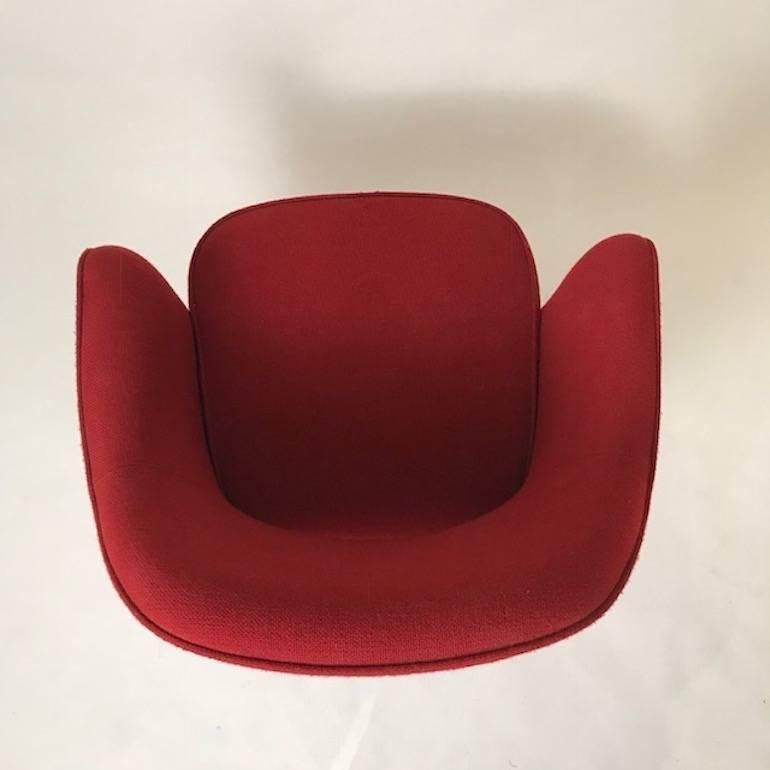 American Eero Saarinen for Knoll Upholstered Executive Armchair in Red