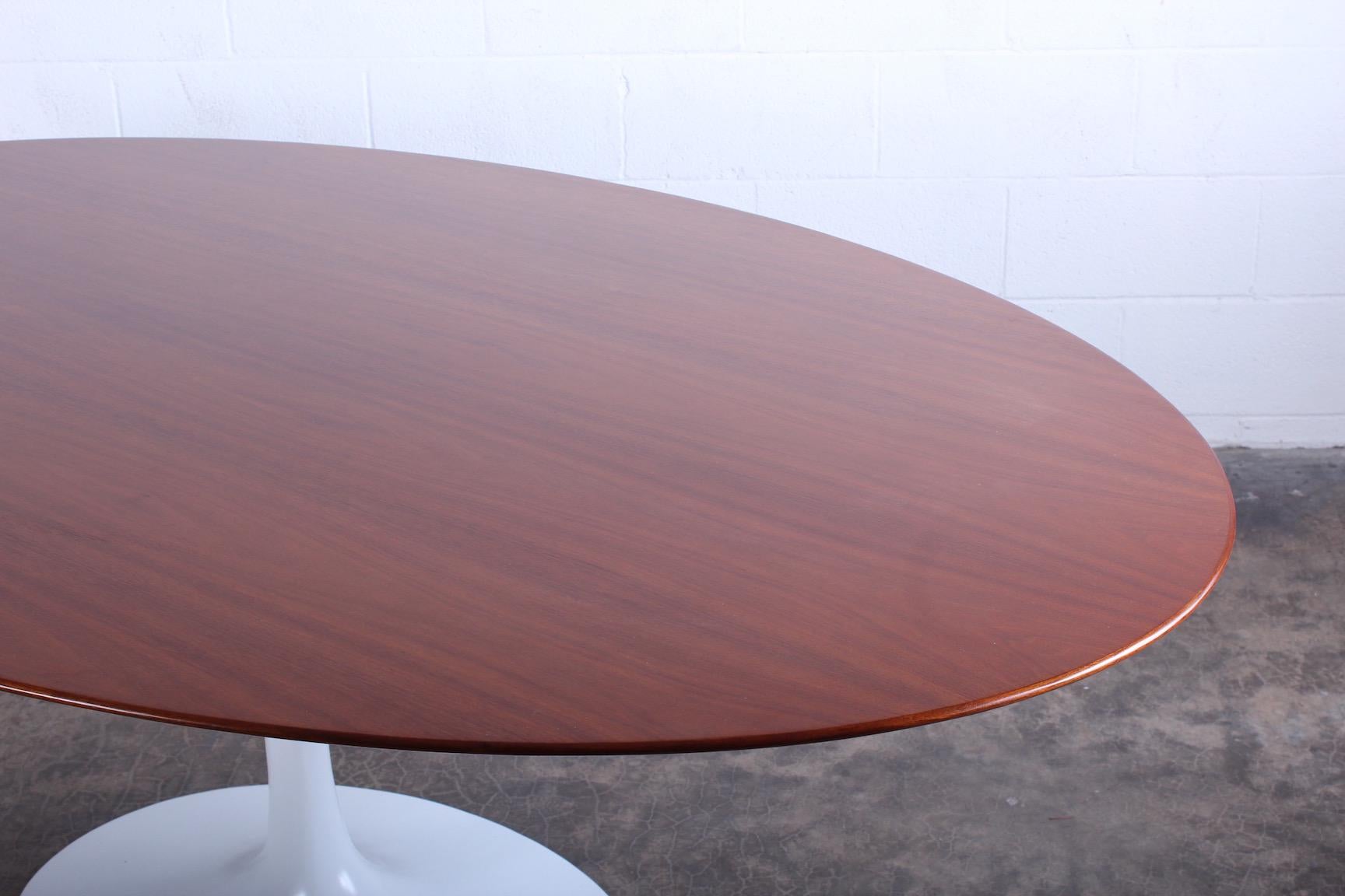 Eero Saarinen for Knoll Walnut Oval Dining Table 7