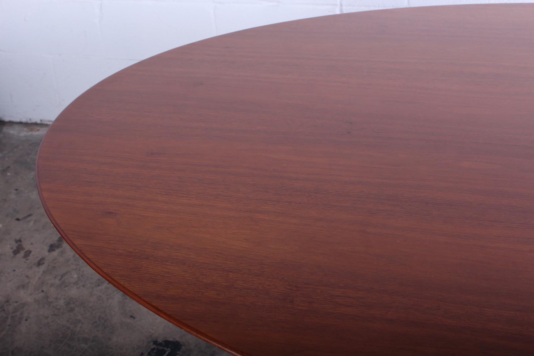 Eero Saarinen for Knoll Walnut Oval Dining Table 2