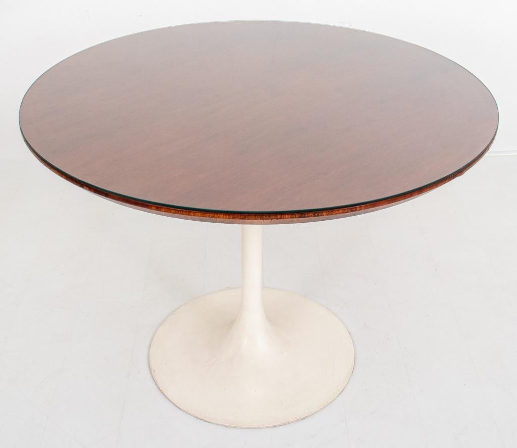 Mid-Century Modern Eero Saarinen for Knoll Walnut Top Tulip Table