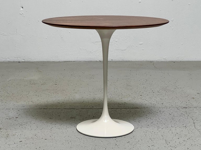 Eero Saarinen for Knoll Walnut Tulip Table For Sale 1