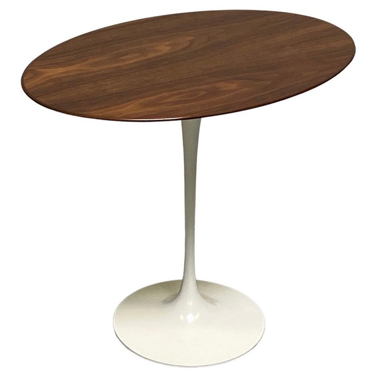 Eero Saarinen for Knoll Walnut Tulip Table For Sale
