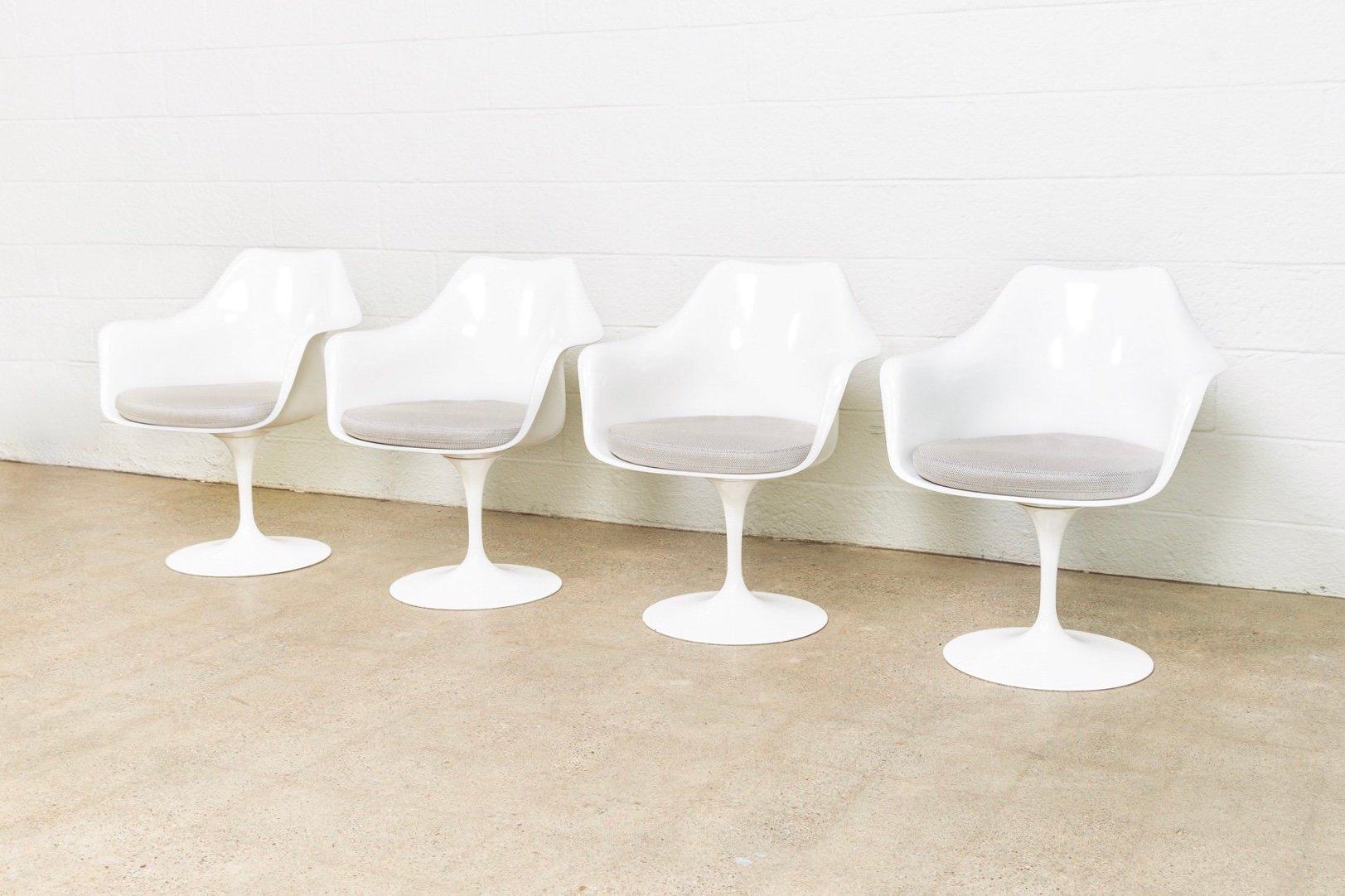 American Eero Saarinen for Knoll White Tulip Arm Chairs, Gray Knoll Cushions, Set of 4