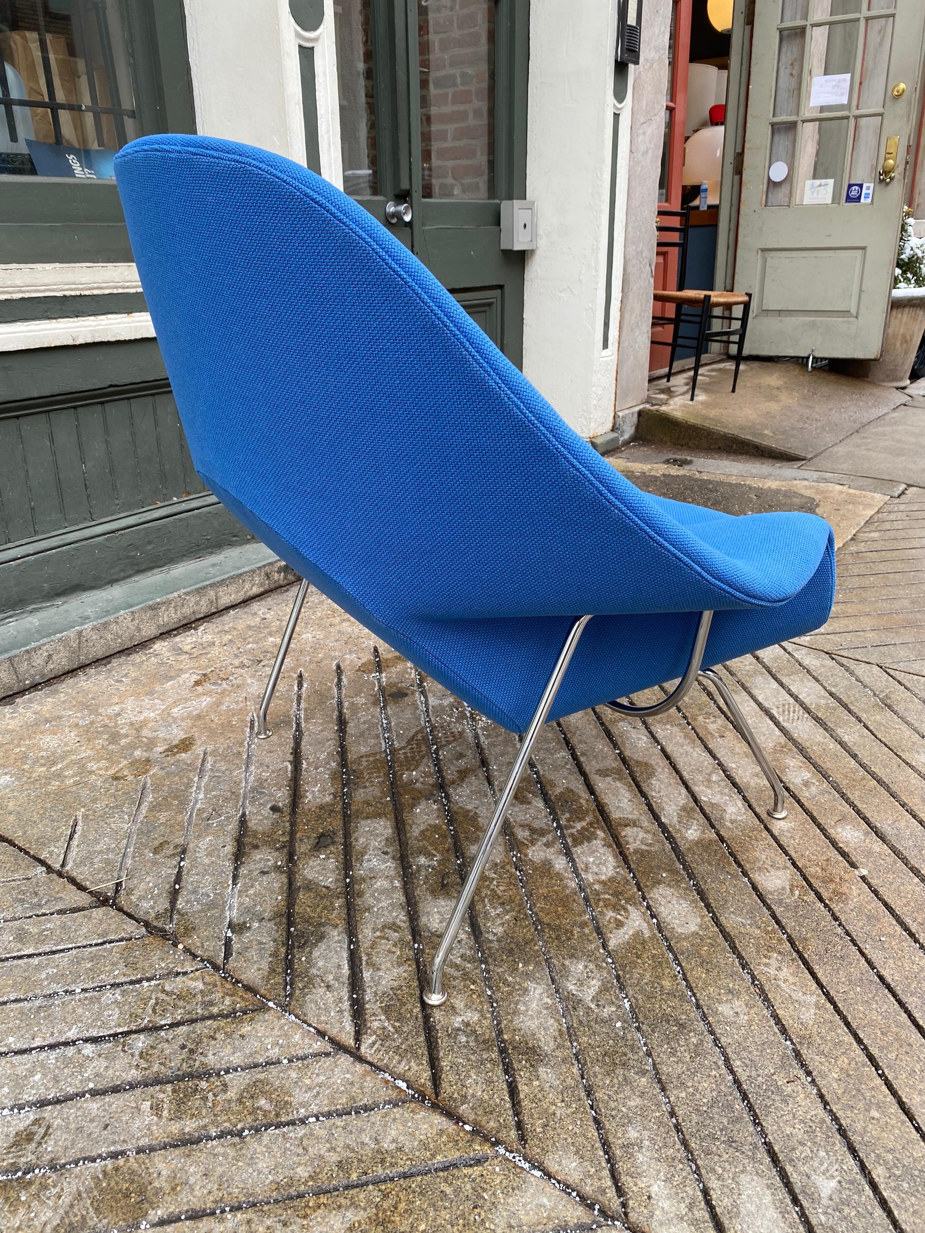 Mid-Century Modern Eero Saarinen for Knoll Womb Chair/ New Upholstery
