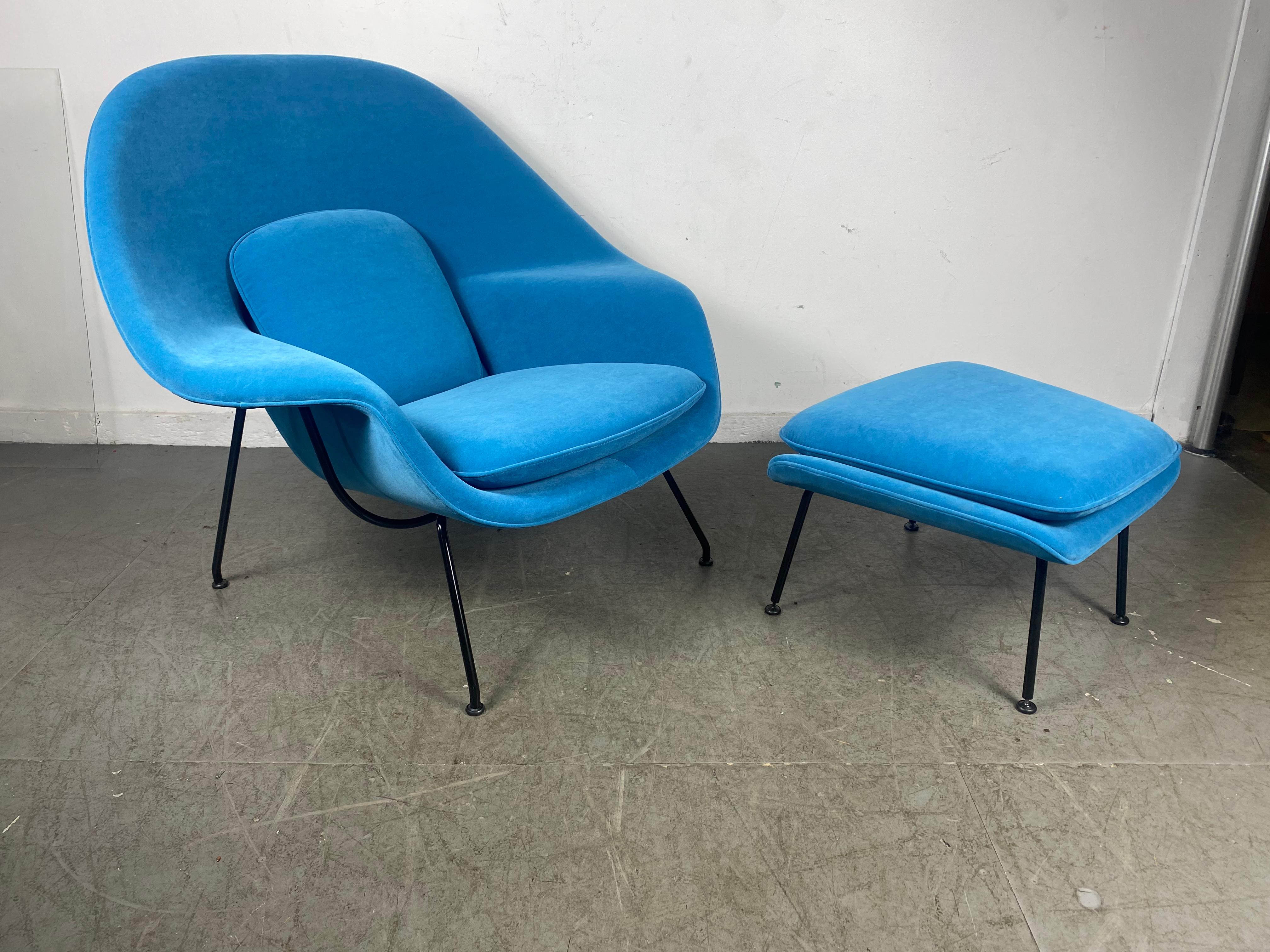 Eero Saarinen for Knoll Womb Chair and Ottoman in Original Knoll Velvet