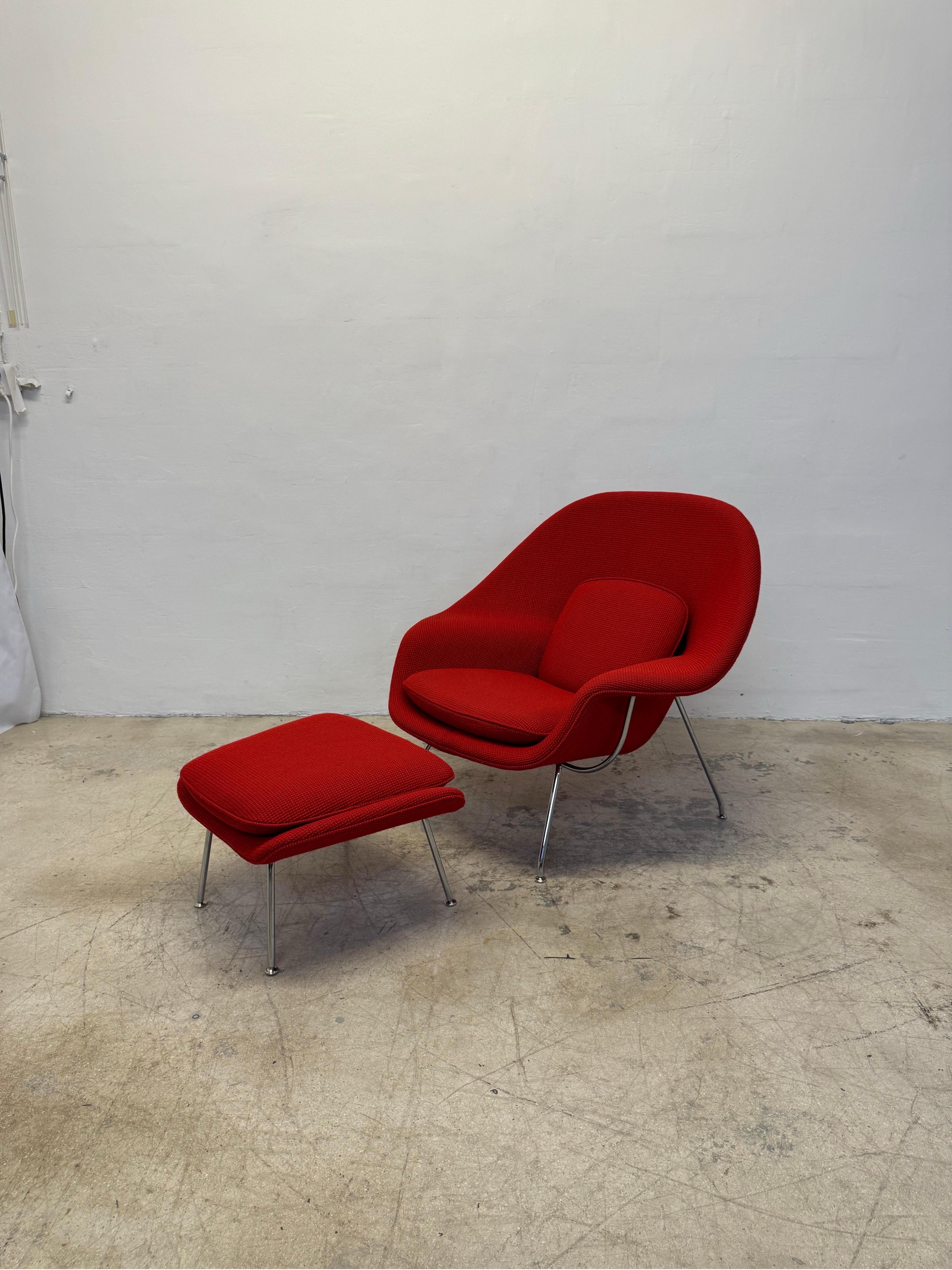 Eero Saarinen for Knoll “Womb” Lounge Chair and Ottoman 8