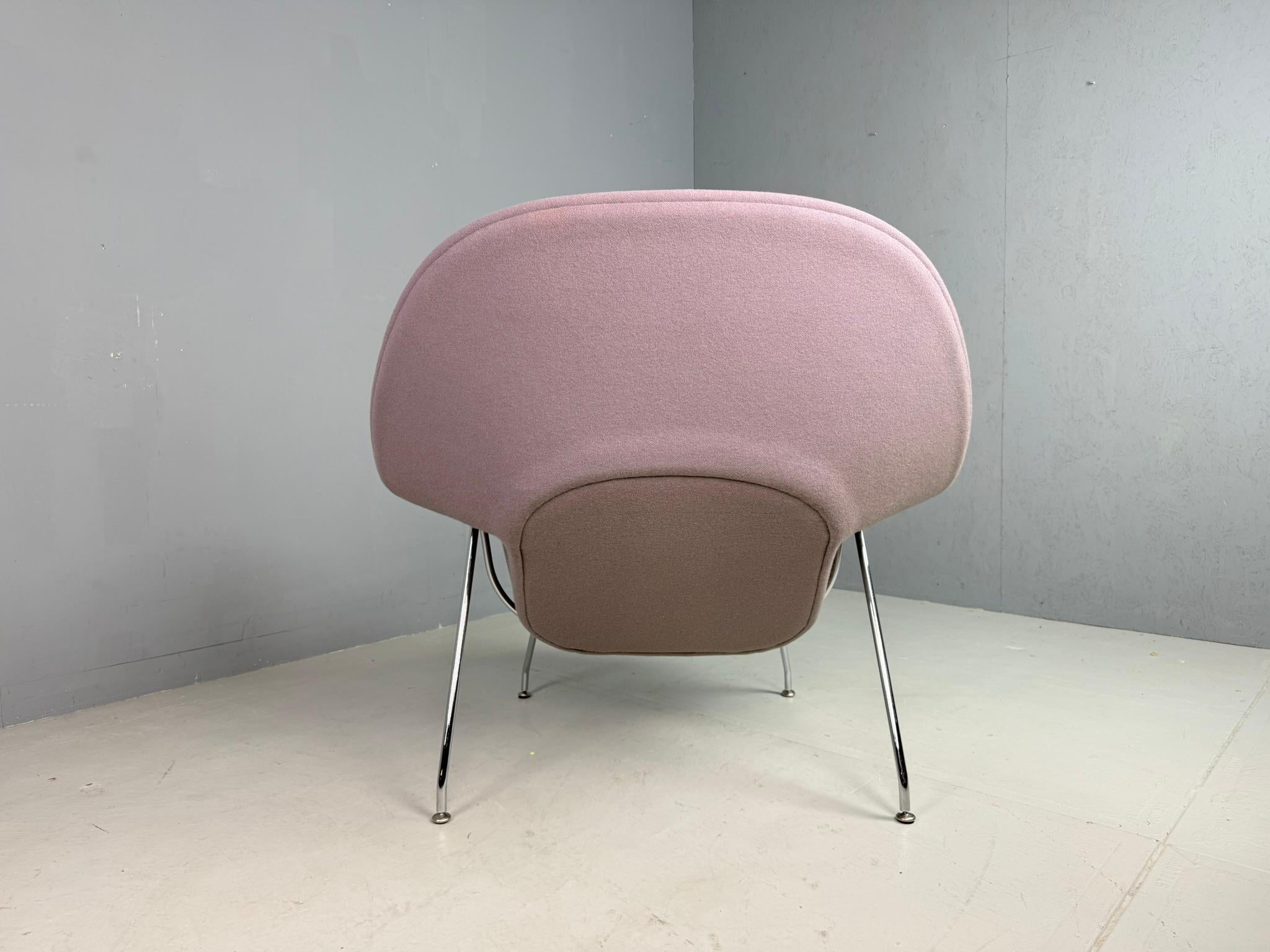 Eero Saarinen para Knoll Silla de salón Womb en tela gris malva en venta 5