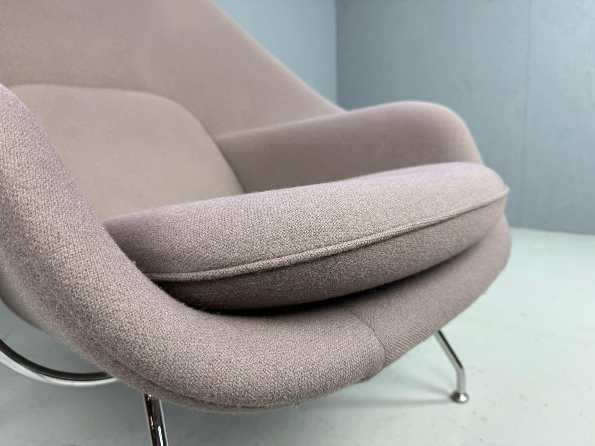 Eero Saarinen para Knoll Silla de salón Womb en tela gris malva en venta 9
