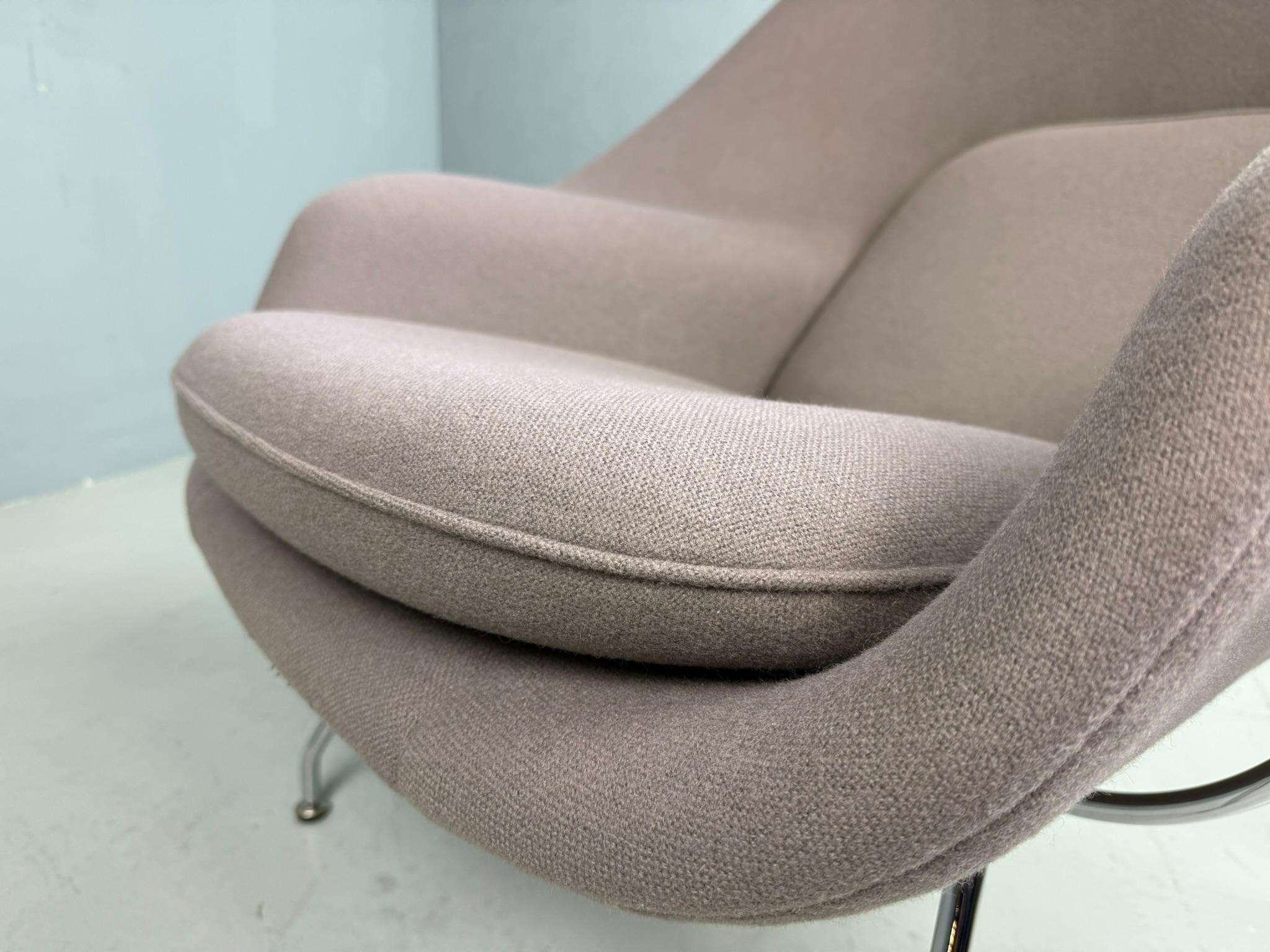 Eero Saarinen para Knoll Silla de salón Womb en tela gris malva en venta 13