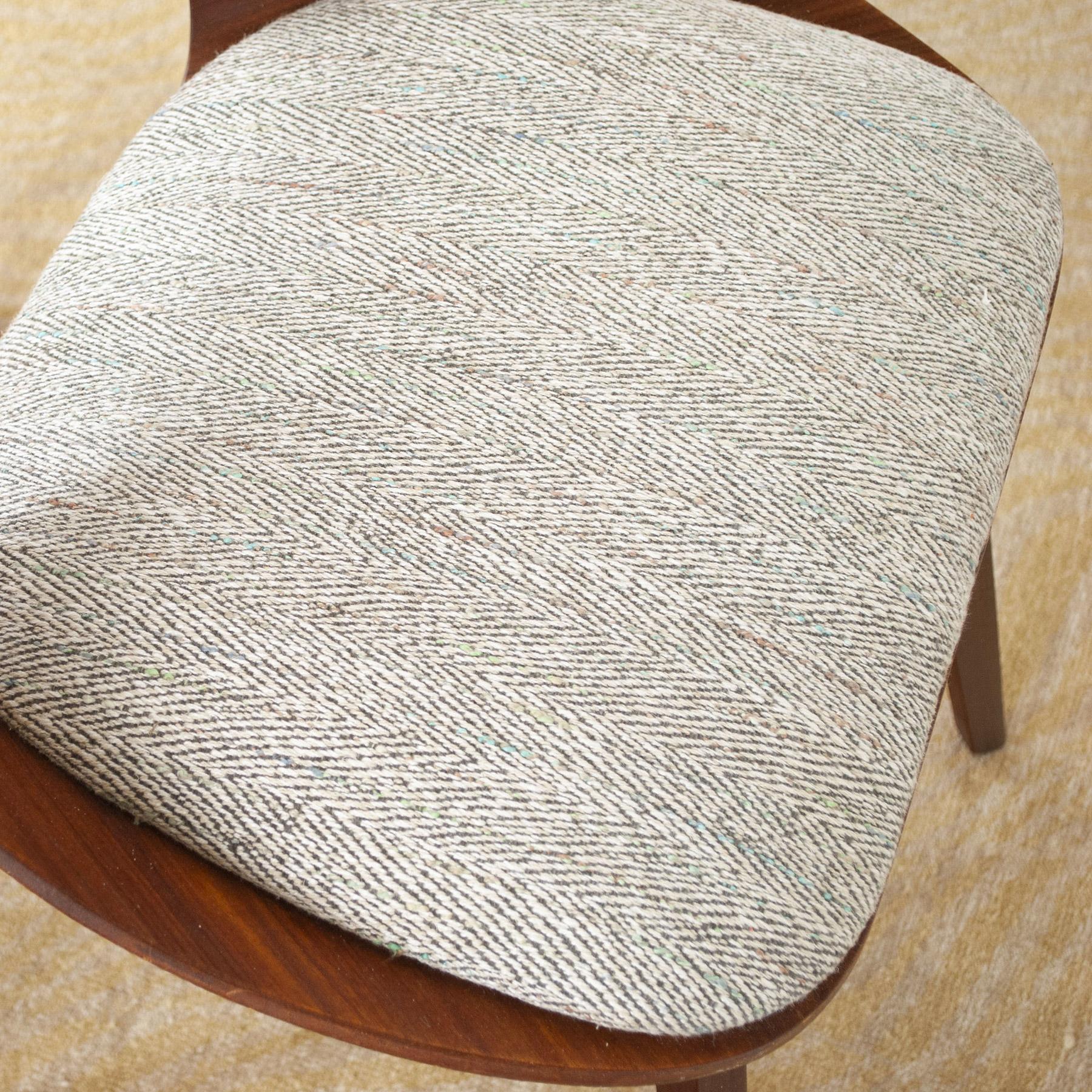 Fabric Eero saarinen in the style set of two chairs mid fifties