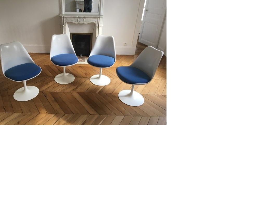 Finnish Eero Saarinen & Knoll, 4 Blue Swivel Tulip Chairs For Sale