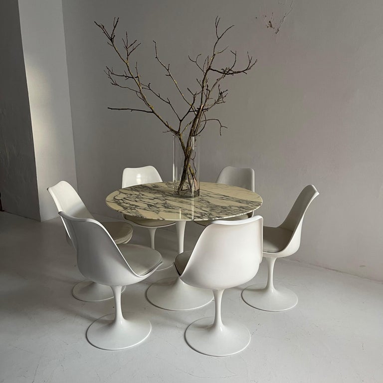 Eero Saarinen Knoll Early Tulip Pedestal Dining Set Original Leather and Marble For Sale at 1stDibs