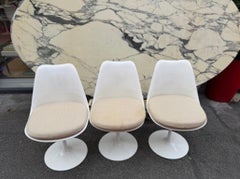 Eero Saarinen & Knoll International – Set of 4 swivel “Tulip” chairs