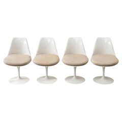 Eero Saarinen & Knoll International – Set of 4 swivel “Tulip” chairs