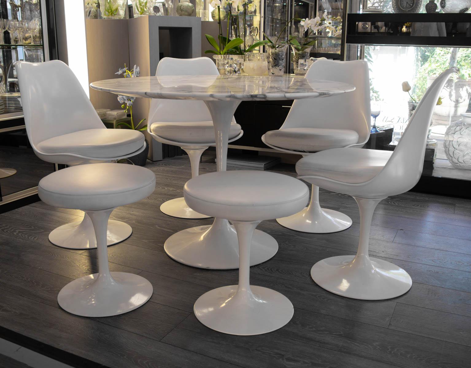 Fiberglass Eero Saarinen and Knoll International Suite De 4 Chaises For Sale