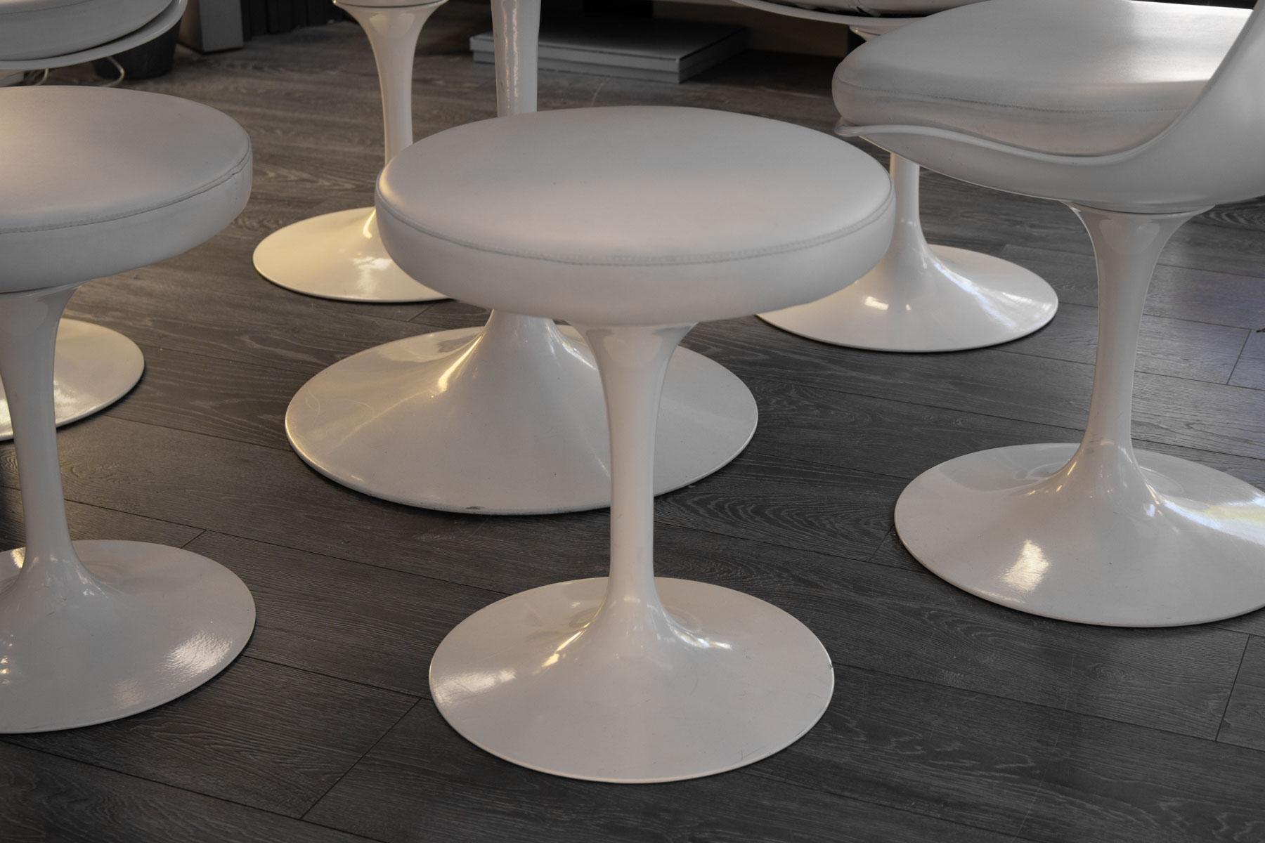 Eero Saarinen and Knoll International Suite De 4 Chaises For Sale 1