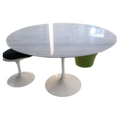 Eero SAARINEN & KNOLL INTERNATIONAL Table 120 cm grey marble