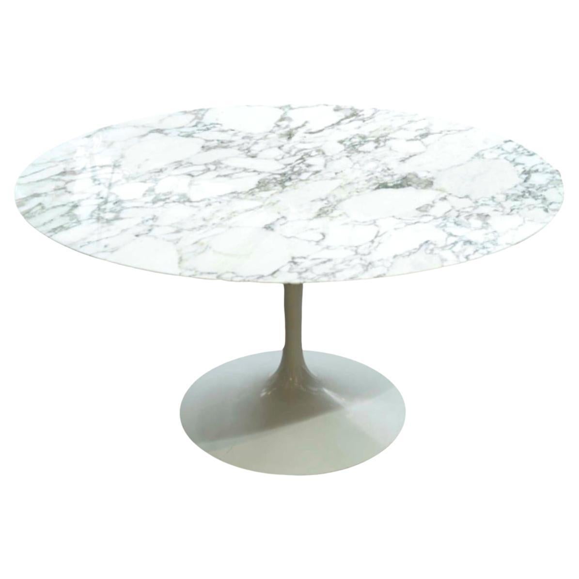 Eero SAARINEN & KNOLL INTERNATIONAL, Table “TULIP” 137 cm
