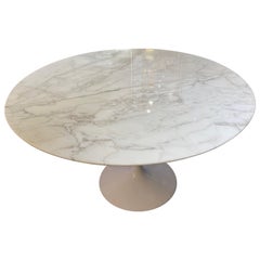 Eero Saarinen & Knoll International "Tulip" Table