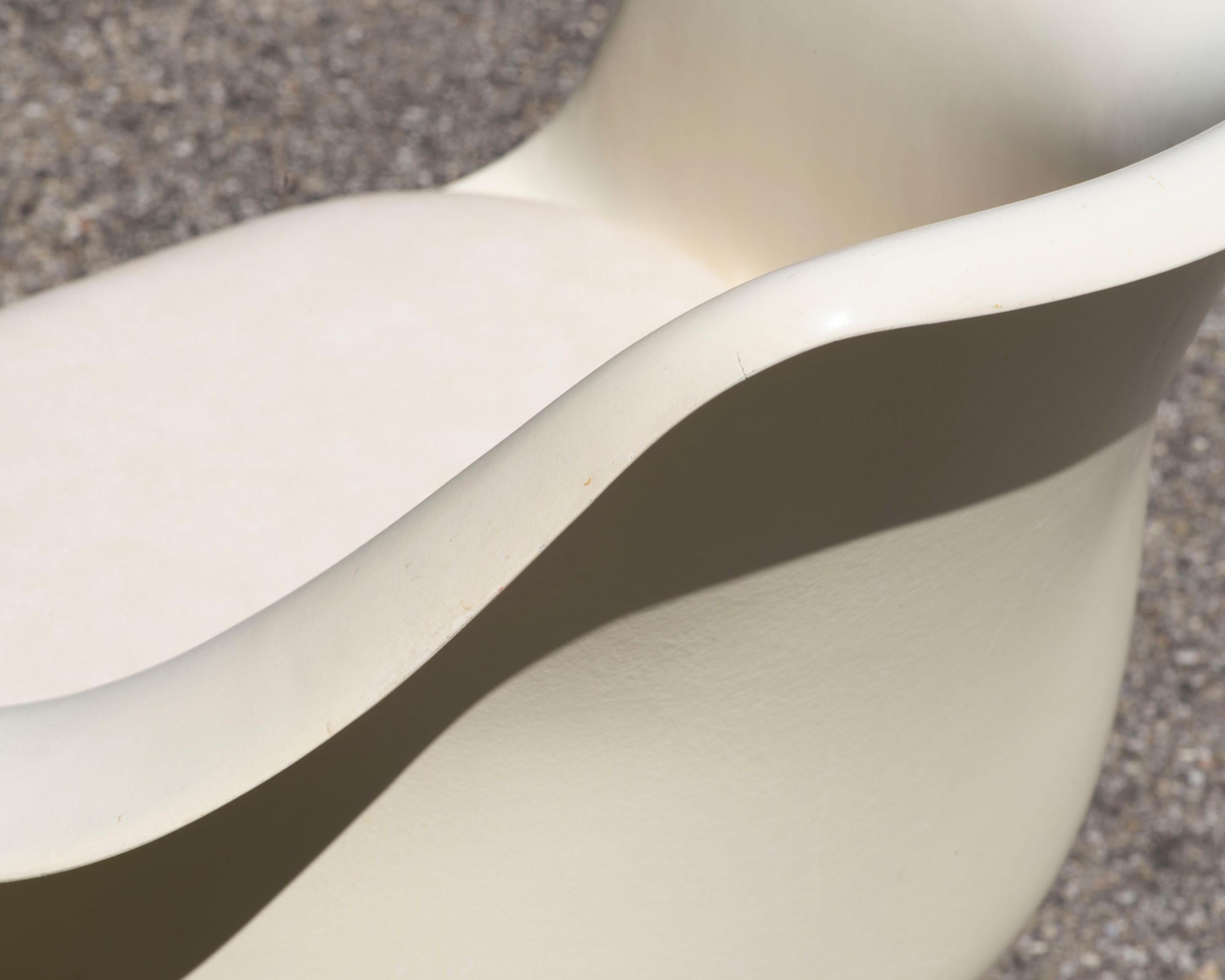Eero Saarinen Knoll Mid Century Modern Tulip Chairs 1