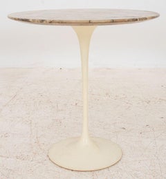 Eero Saarinen Knoll Tulip Side Table with Marble Top