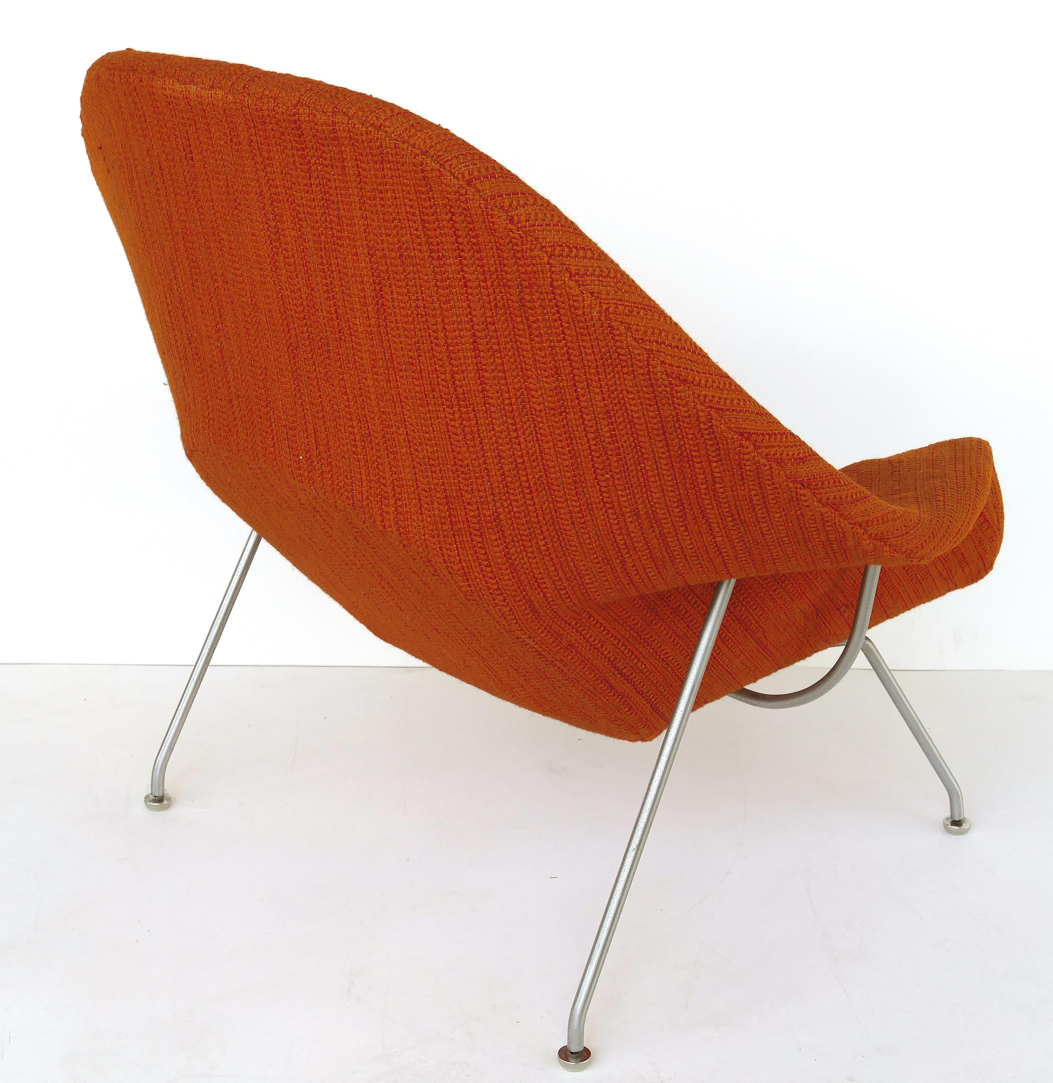 Mid-Century Modern Eero Saarinen Knoll Womb Chair in Knoll Cato Wool Fabric