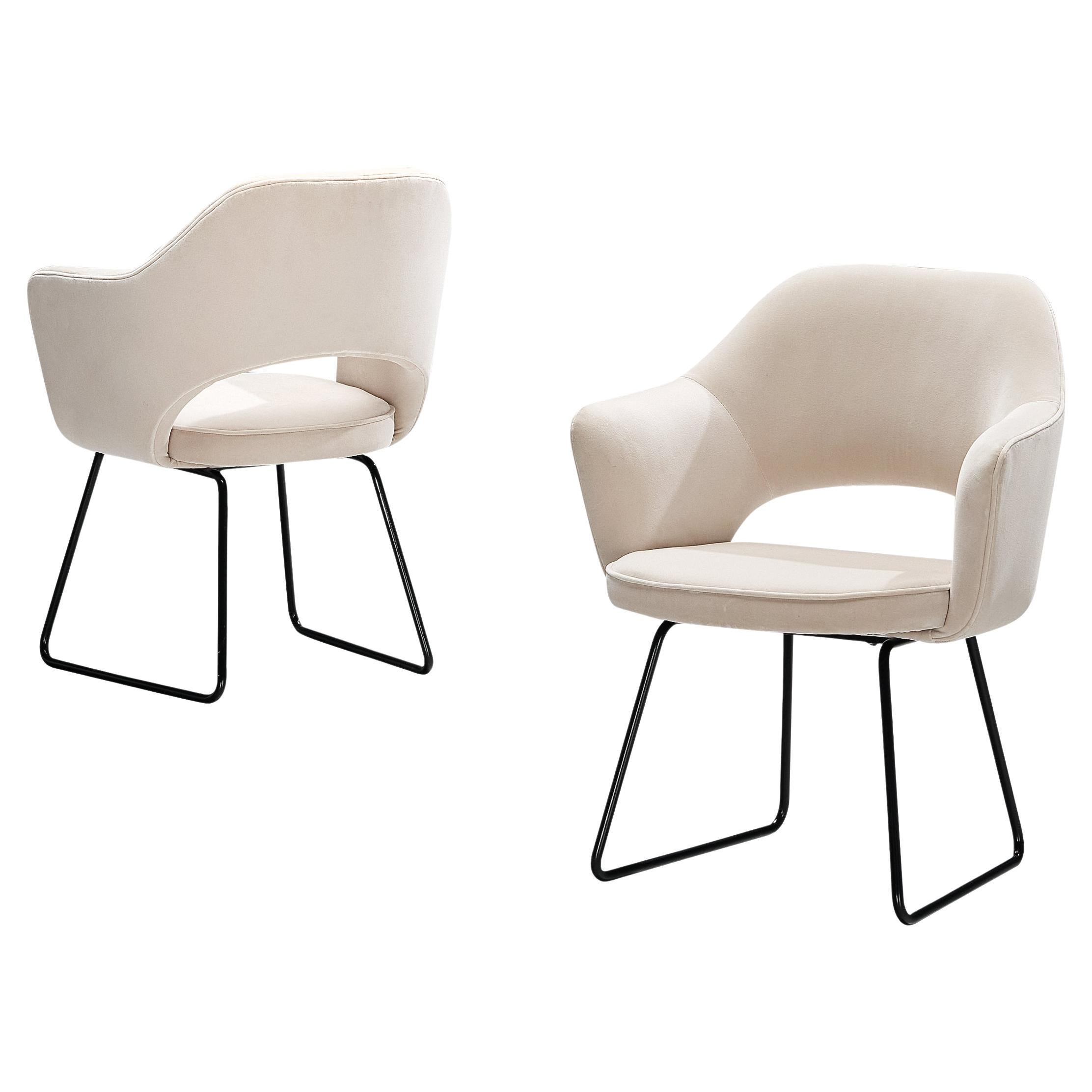 Eero Saarinen Limited Edition ‘Conference’ Armchairs of UNESCO Paris